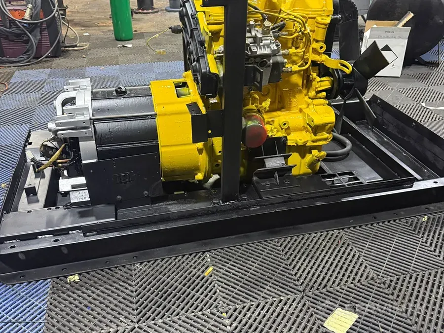 Generador en proceso de armado reparado en el taller de SERVIMEK