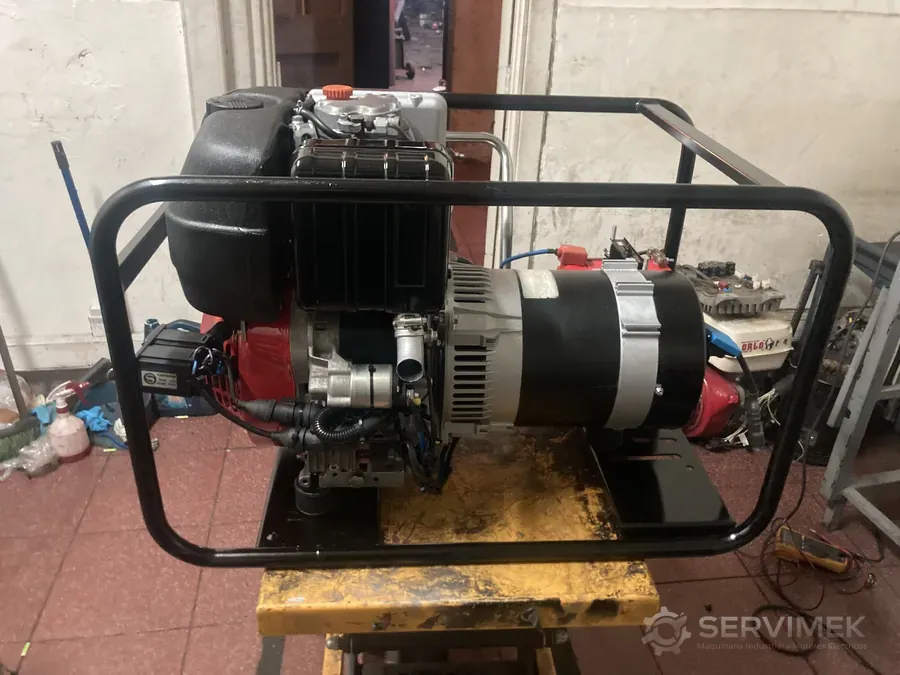 Generador portátil reparado en el taller de SERVIMEK