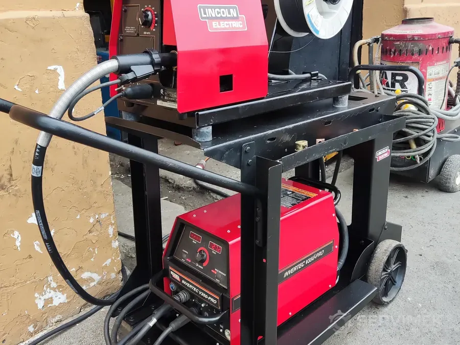 Lincoln V350-PRO con cabezal reparado en el taller de SERVIMEK