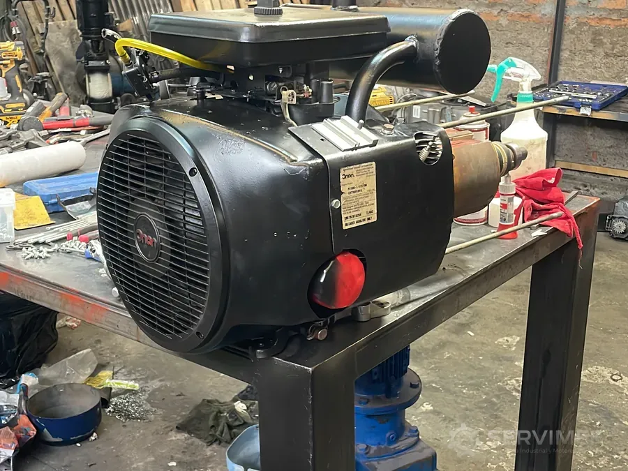 Motor Onan reparado en el taller de SERVIMEK